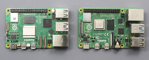 左がRaspberry Pi 5、右がRaspberry Pi 4 Model B